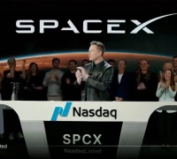 SpaceX上市首日市值突破2.1万亿美元：史上最大IPO的狂欢与隐忧
