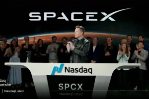 SpaceX上市首日市值突破2.1万亿美元：史上最大IPO的狂欢与隐忧