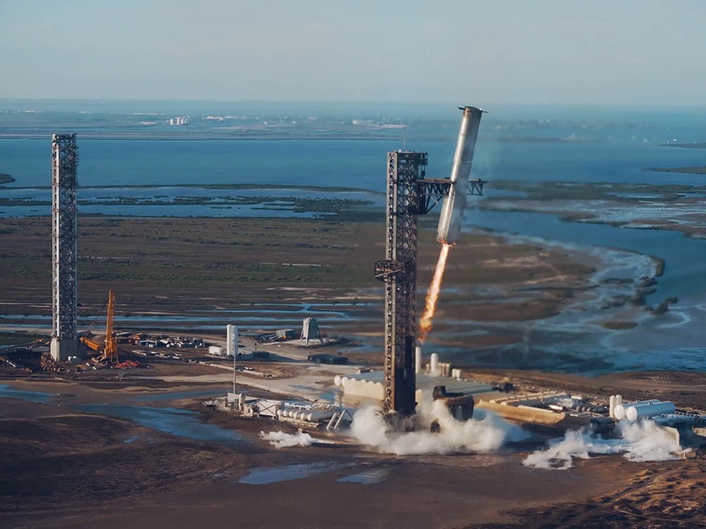 SpaceX登陆火星.jpeg